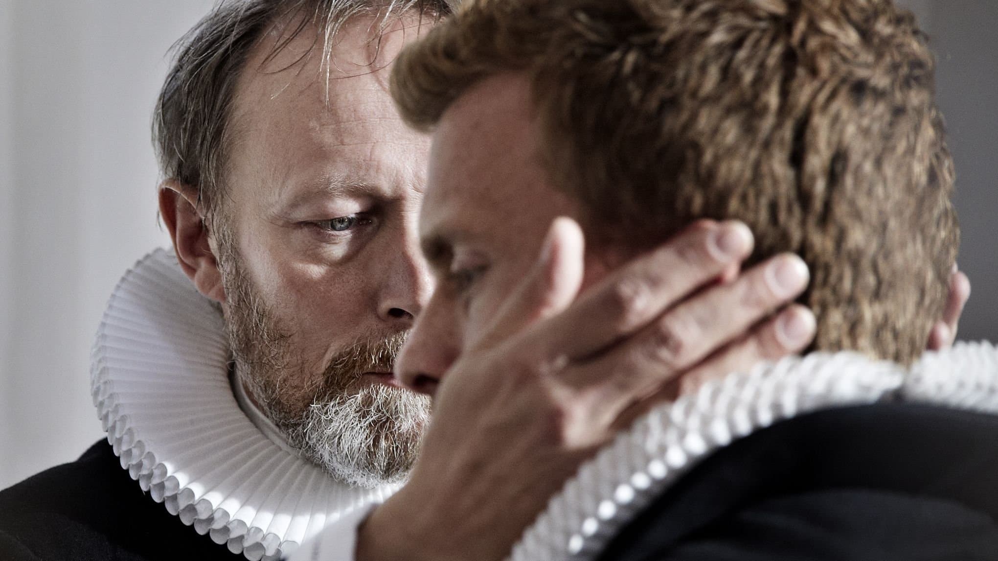 În mijlocul furtunii