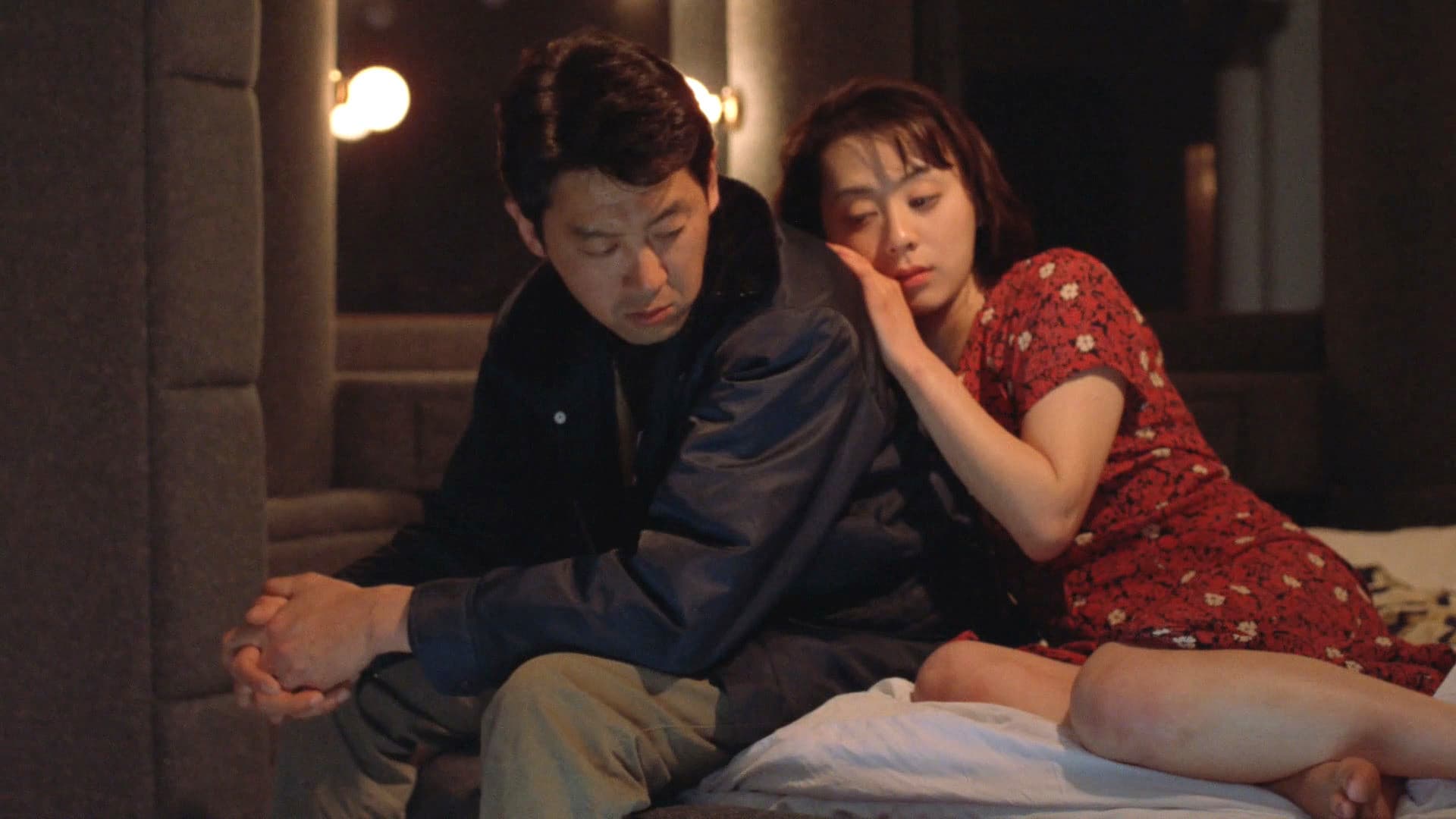 黒い下着の女　雷魚