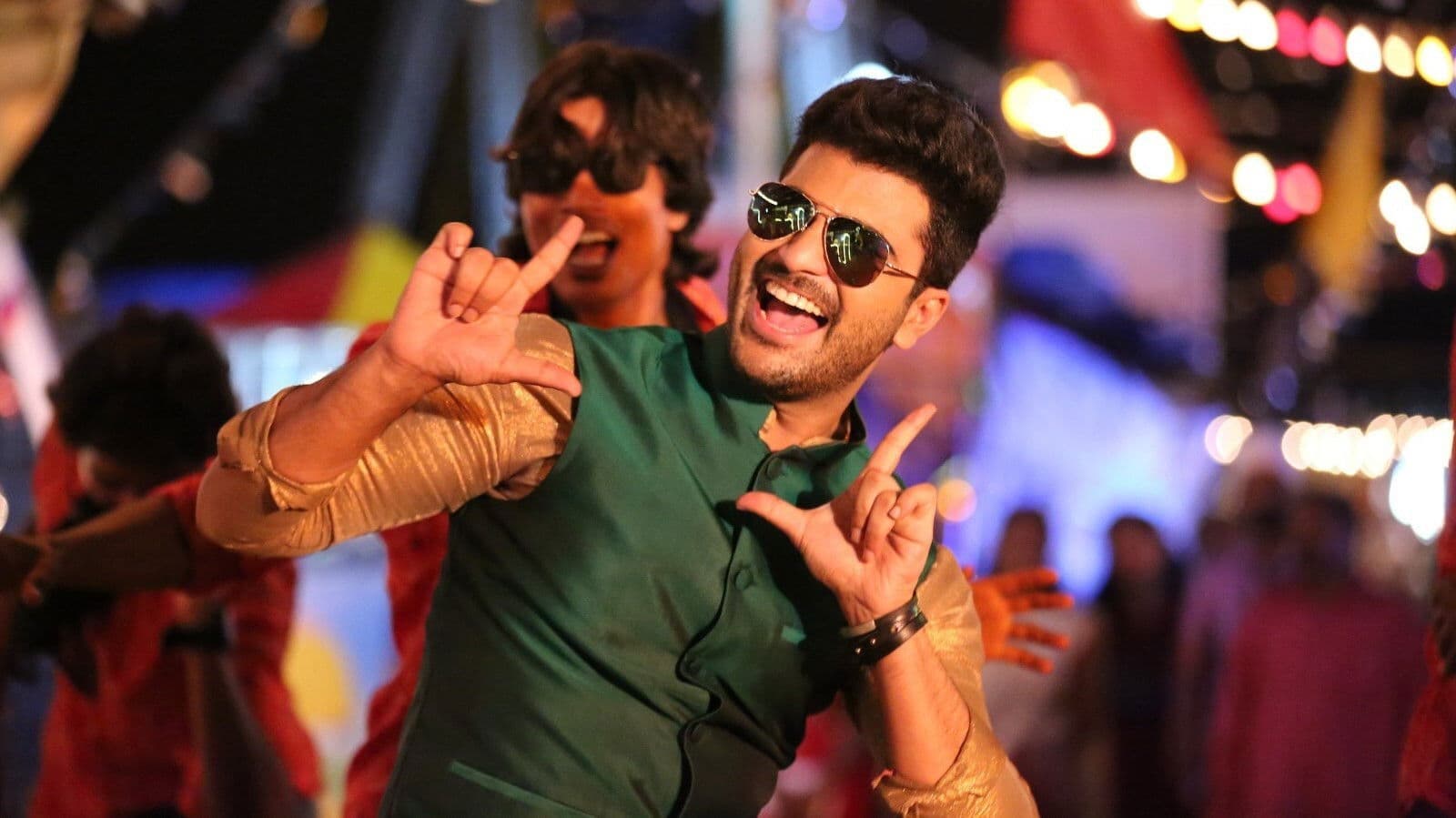 ఎక్స్‌ప్రెస్ రాజా