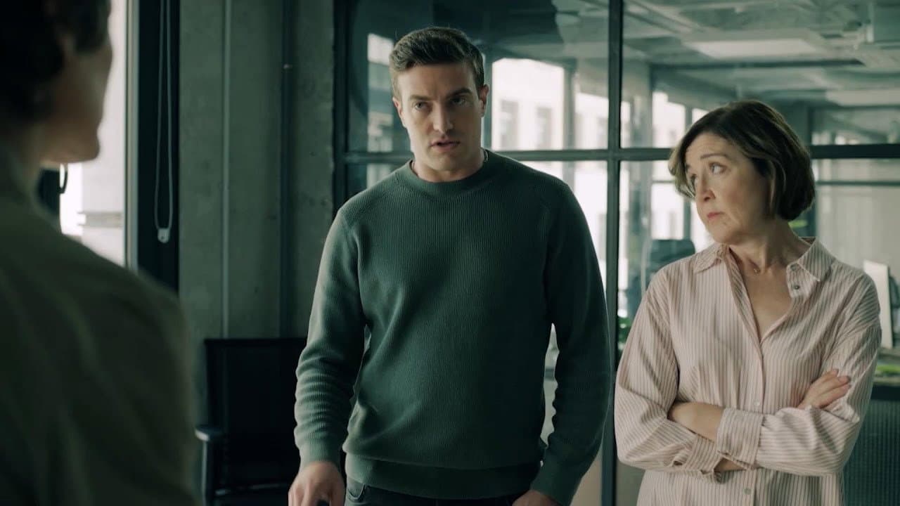 Laura y el misterio de la novia que esperó demasiado