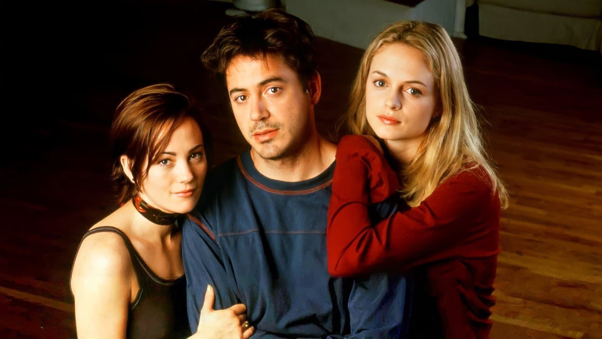 Două fete și un tip