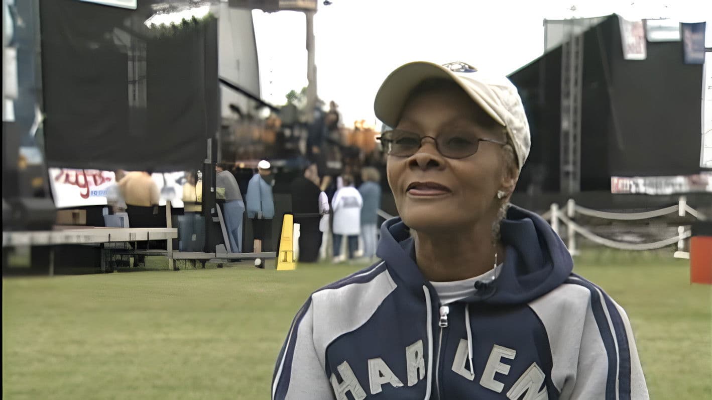 Dionne Warwick Live