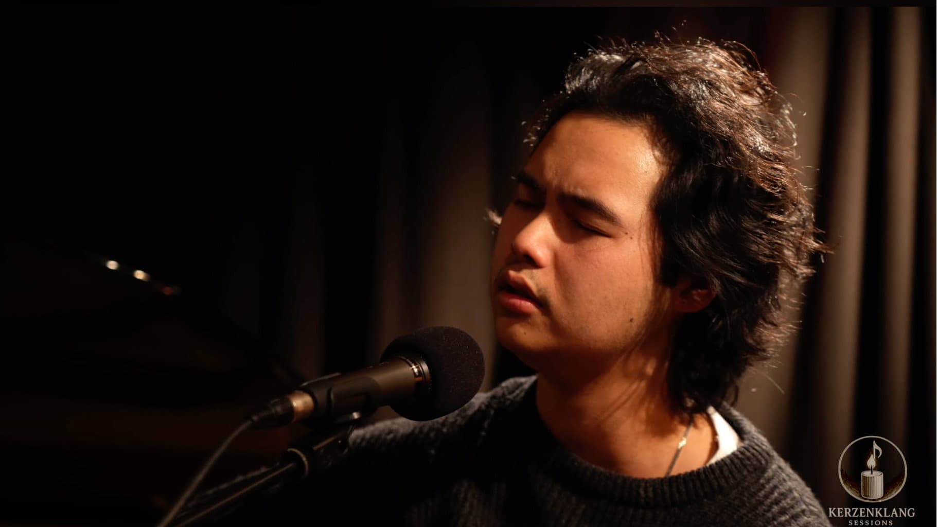 Kerzenklang Sessions: Isaac Jensen - "Green Blue"