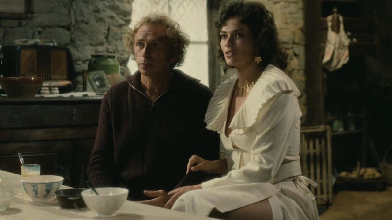 Un chien dans un jeu de quilles