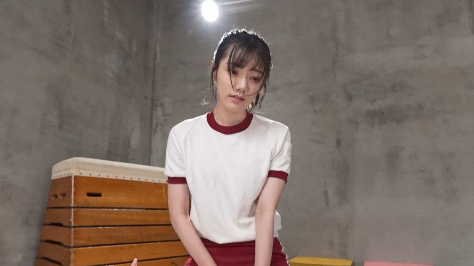 MIDV-284 生意気な幼なじみの後輩と5日間のツンデレ同棲生活 宮下玲奈