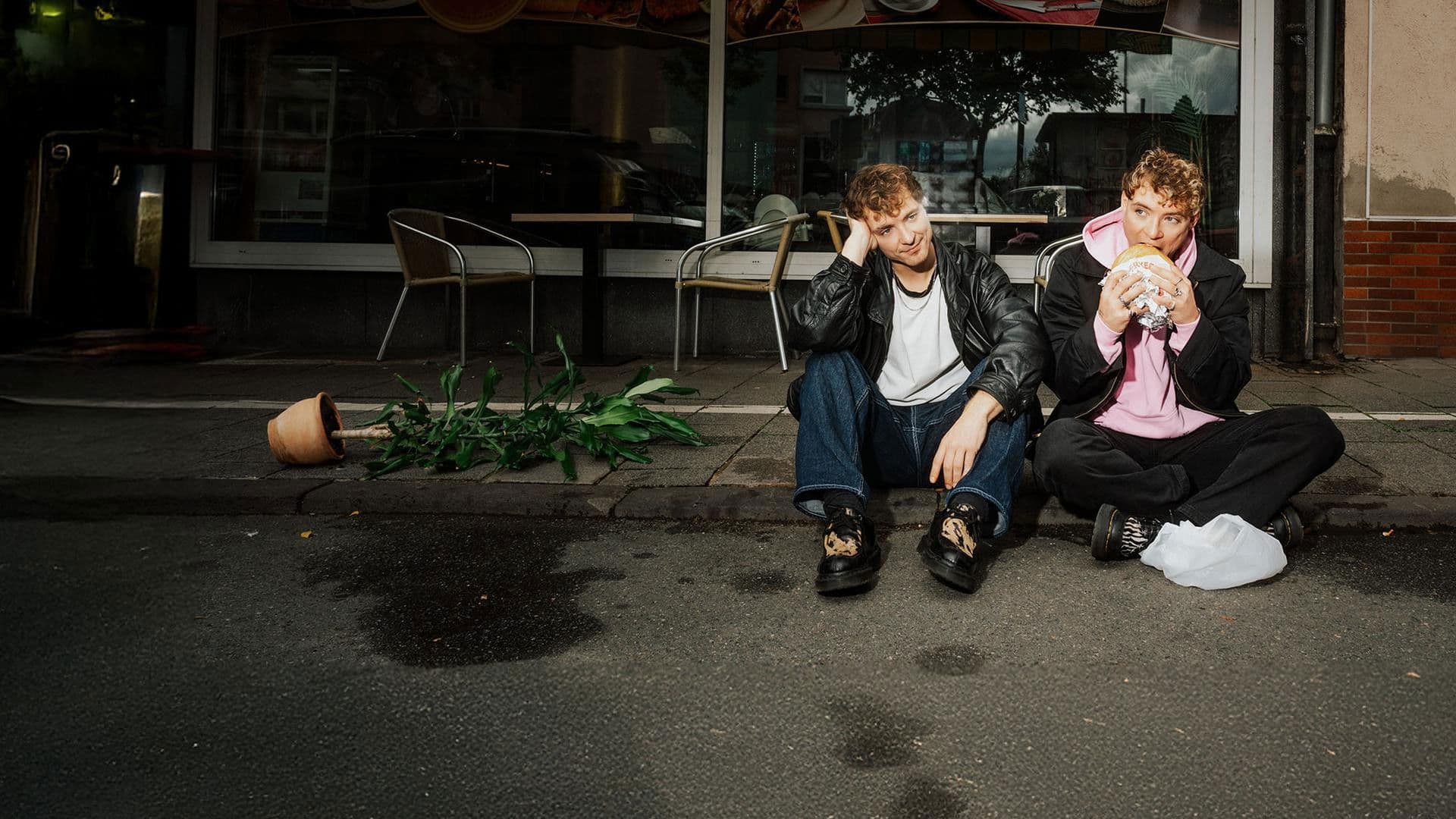 Teenstar Dilemma - Die Reise der Lochmann Zwillinge