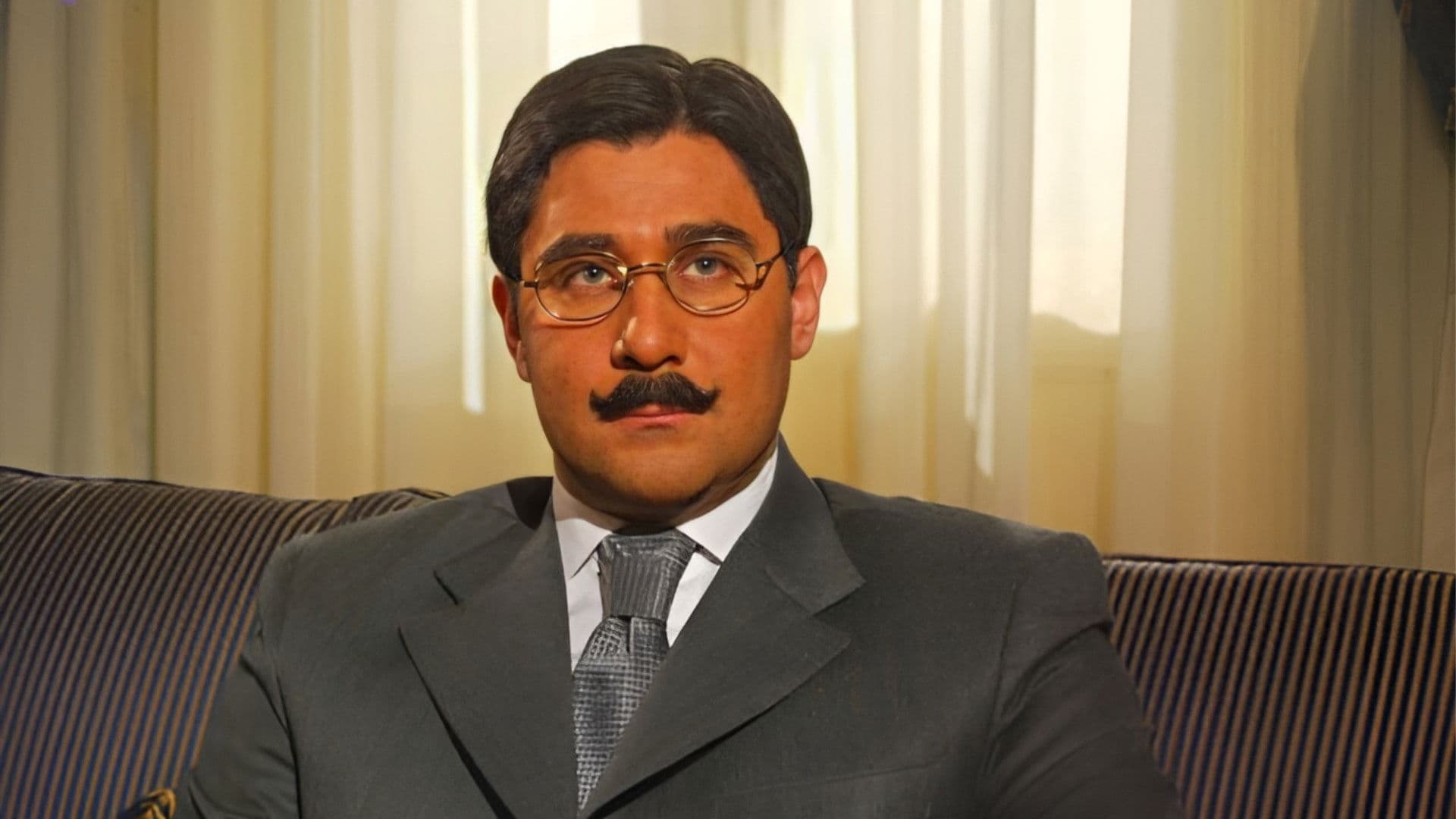 مشرفة: رجل من هذا الزمان