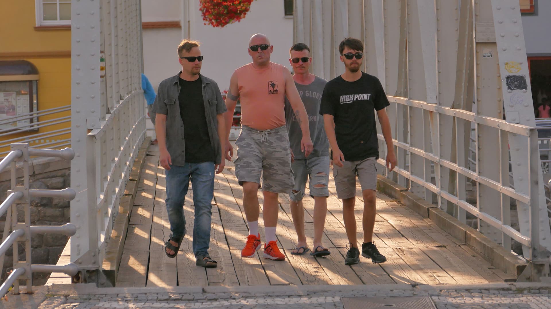 Úhoři mají nabito