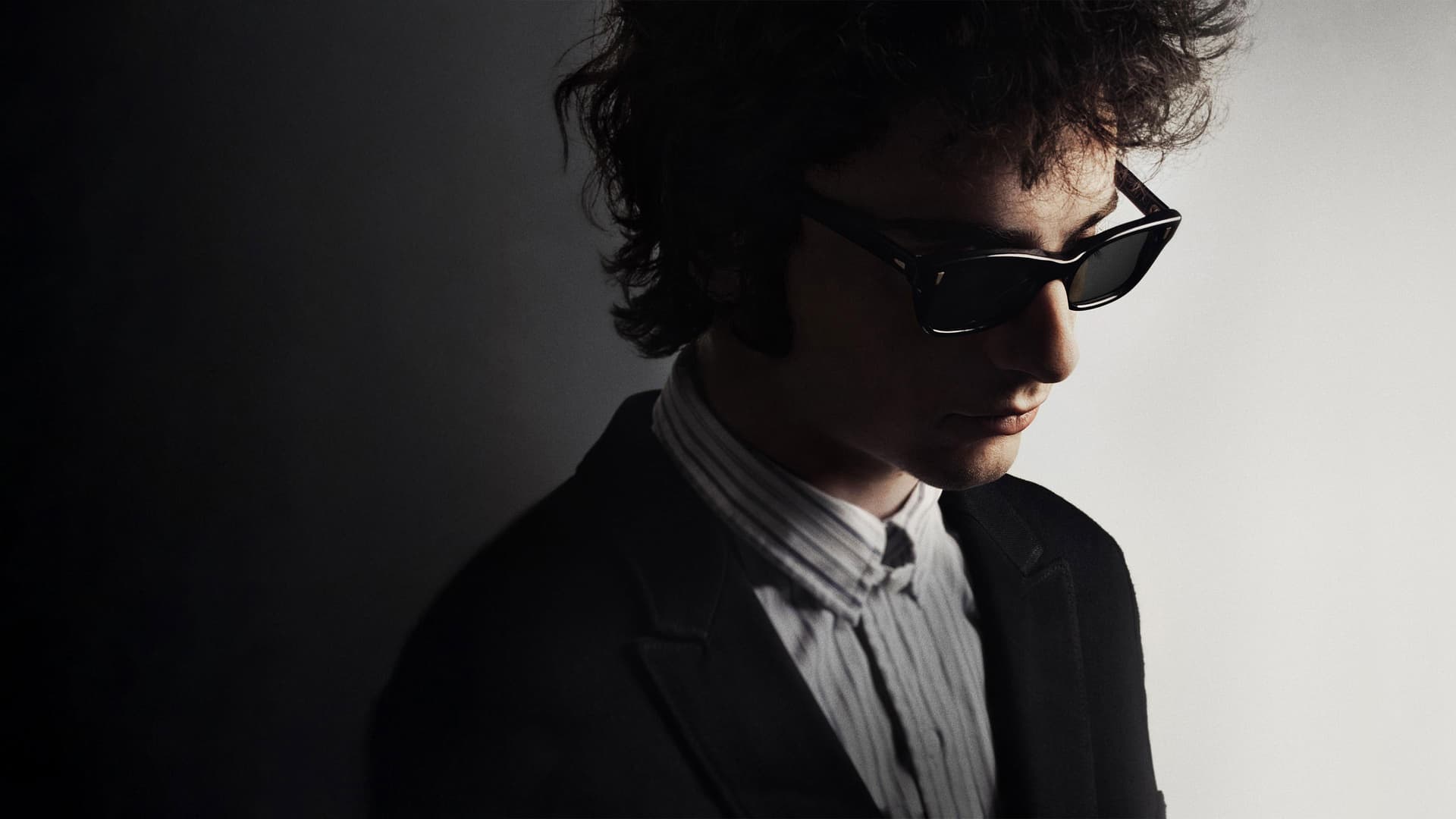 Bob Dylan: A Complete Unknown