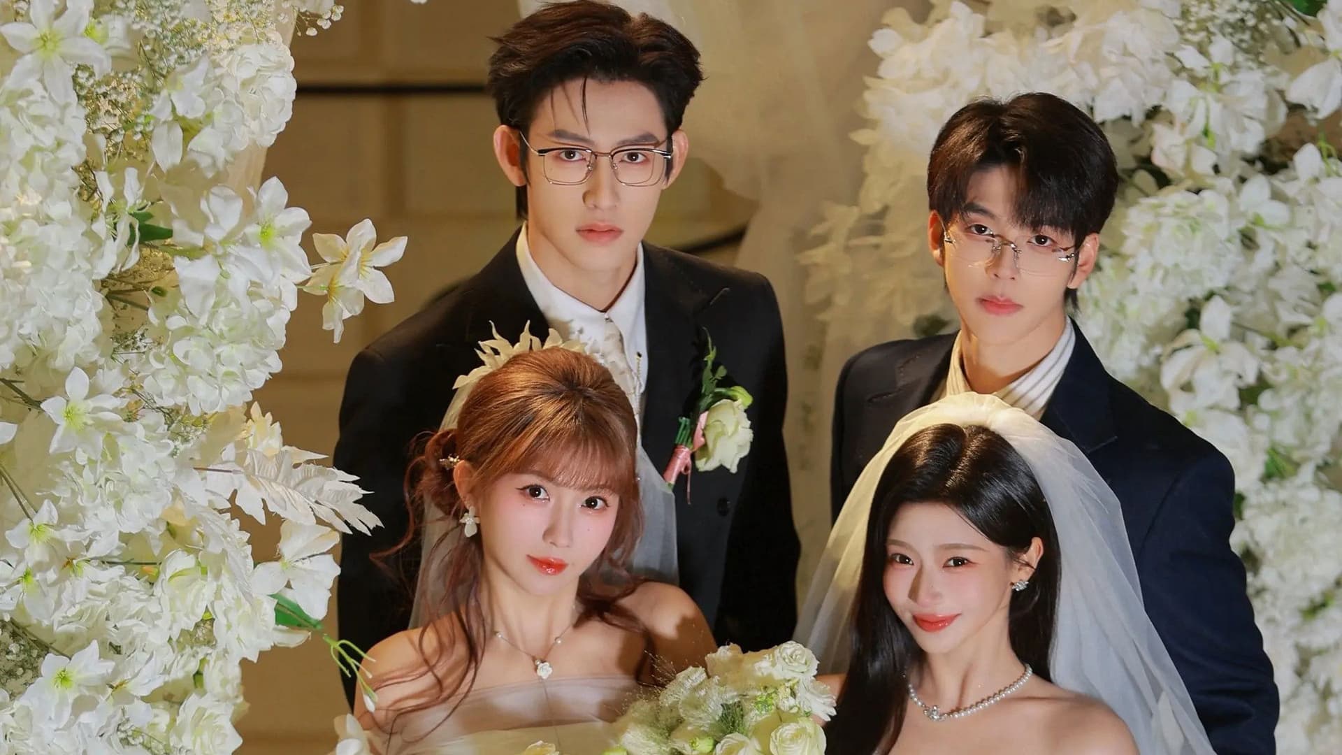 穿书富家妯娌，我和闺蜜齐上阵