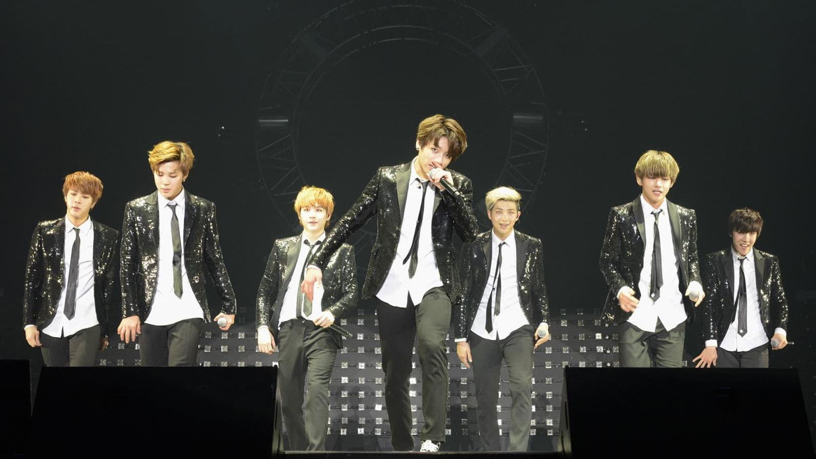 BTS 1st JAPAN TOUR 2015「WAKE UP:OPEN YOUR EYES」