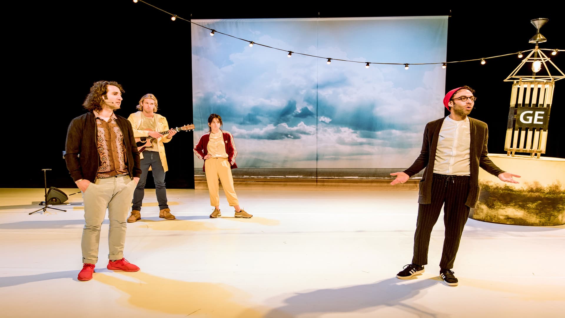 George en Eran worden racisten