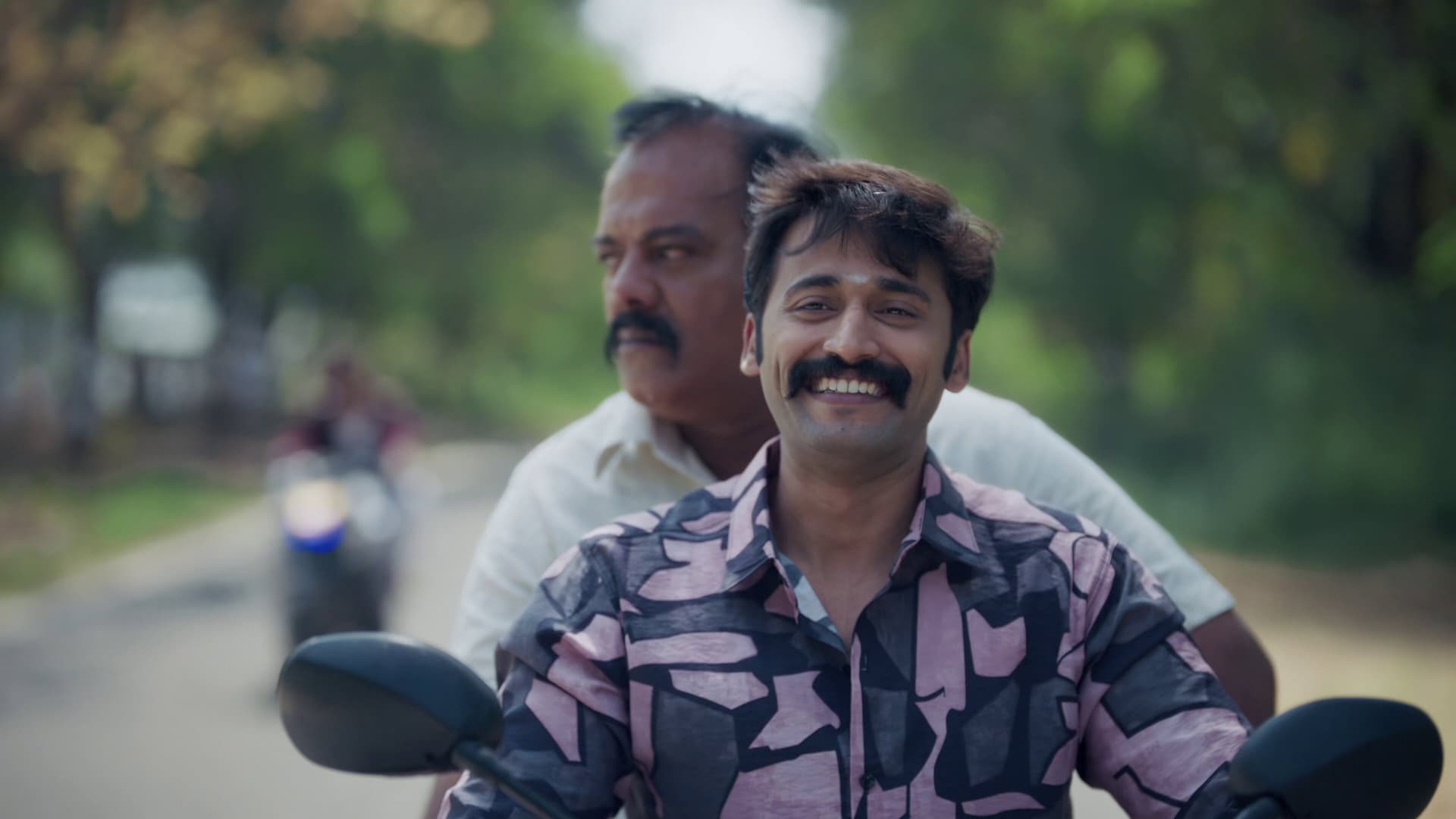 காக்கி சர்க்கஸ்