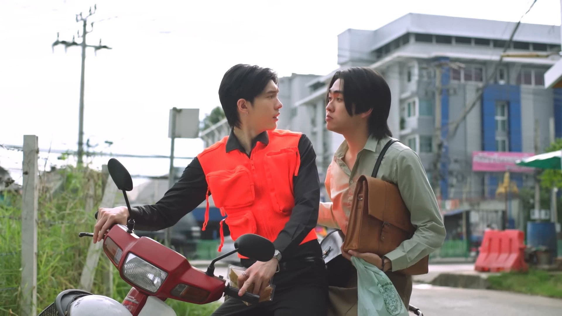 พี่วินร้อยล้าน กับหวานใจเกลือสมุทร