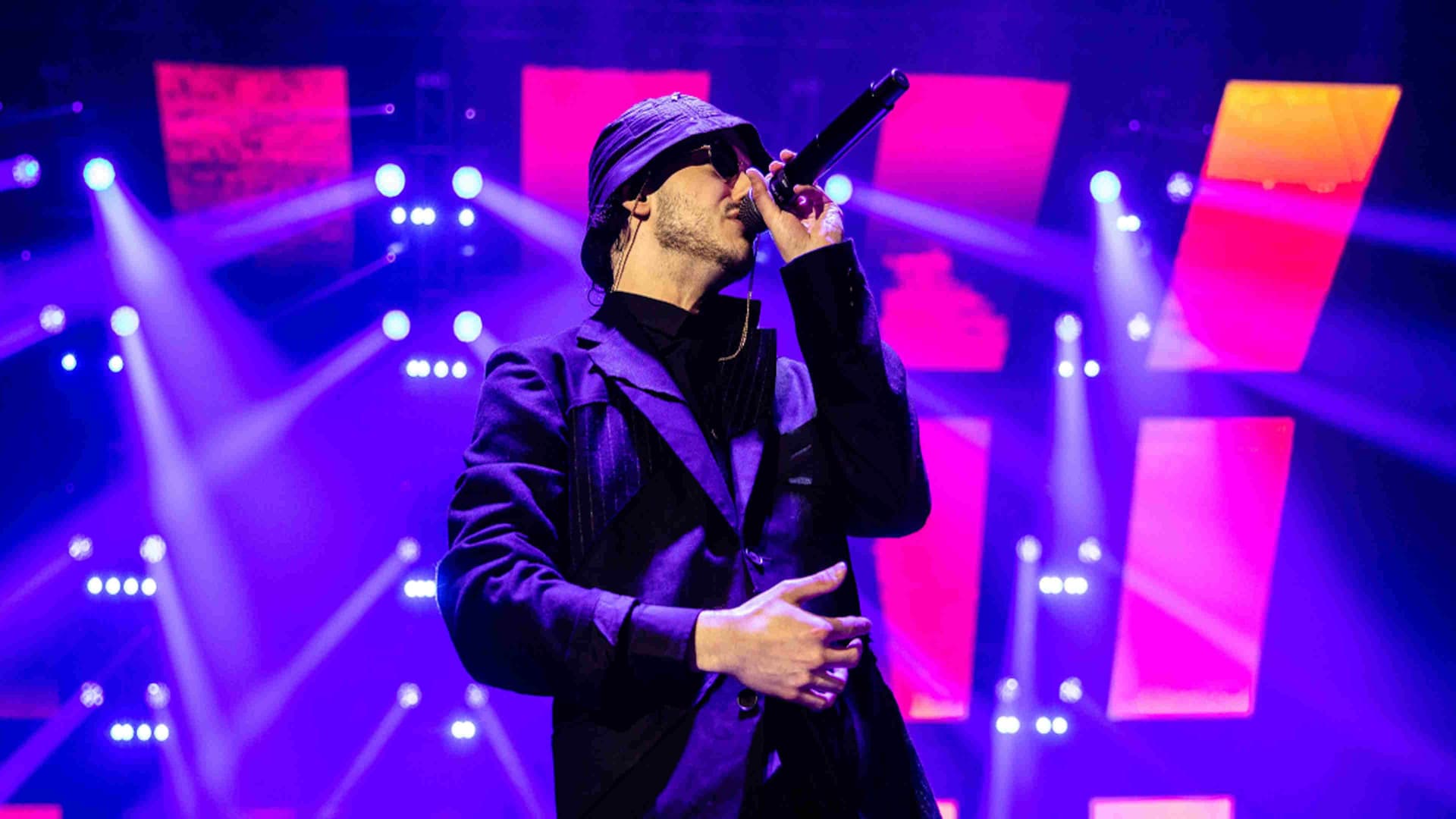 Azahriah: Papp László Aréna