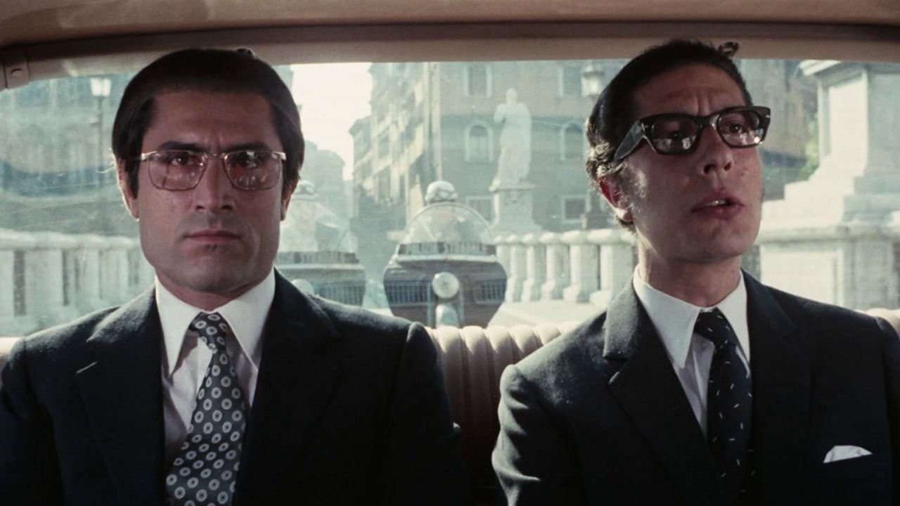 Nonostante le apparenze... e purchè la nazione non lo sappia... all'onorevole piacciono le donne