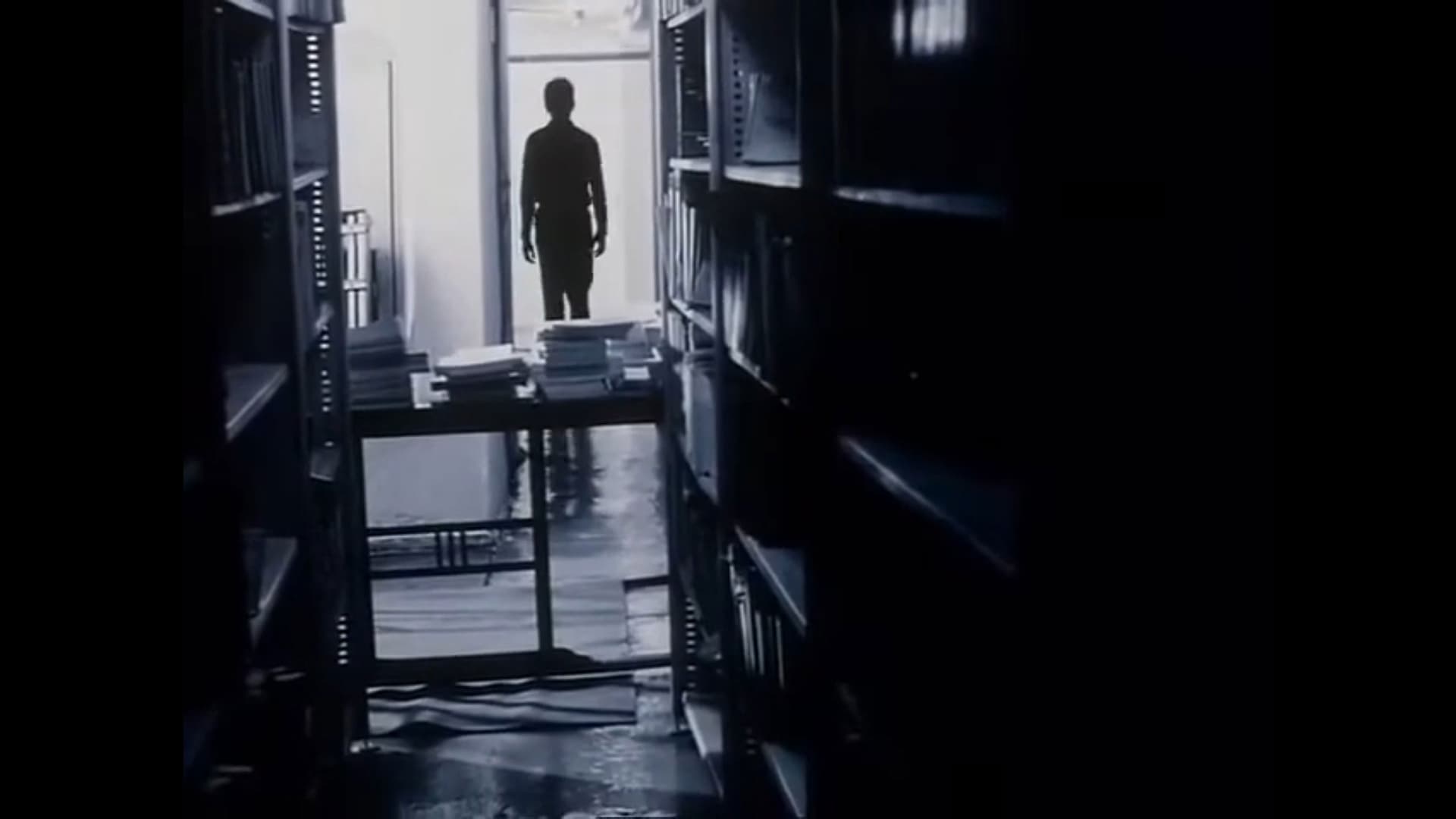 Бурная река, безмятежное море