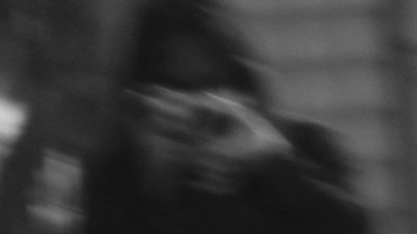 Kulihat Kau Lihat Dia