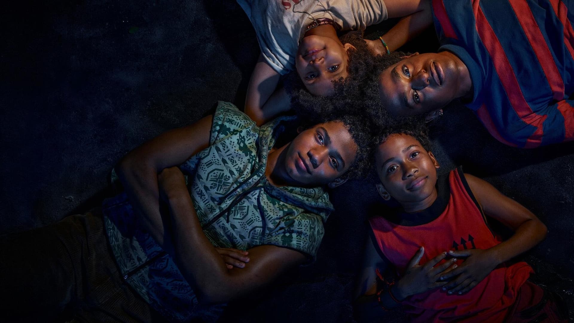 Copiii de pe treptele bisericii