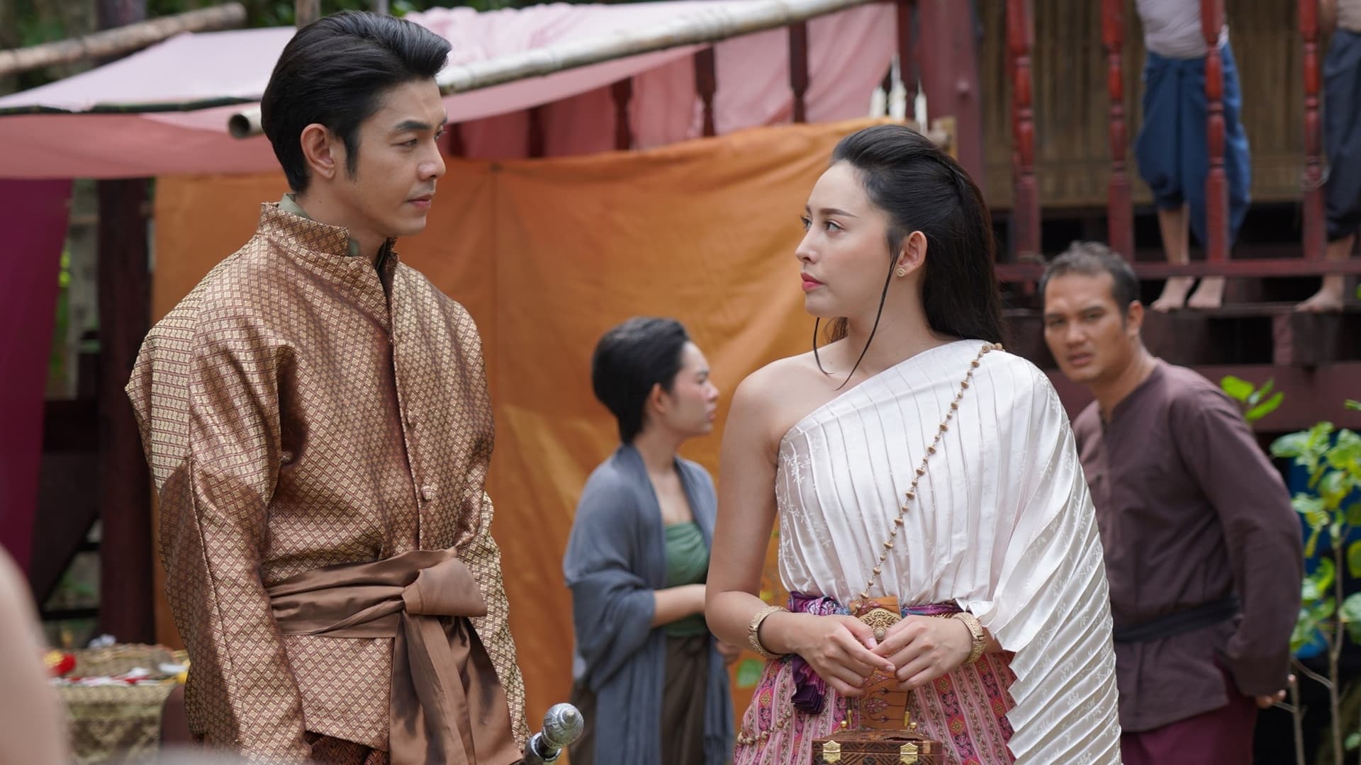 พิศวาสข้ามภพ