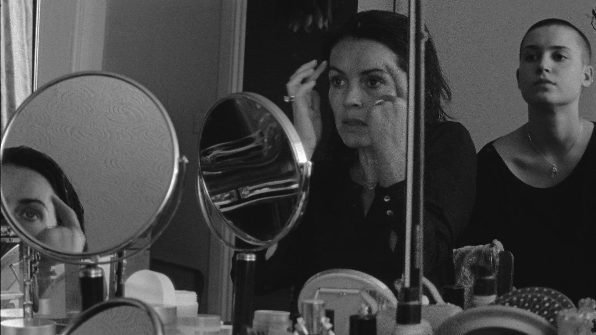 La chica con dos cabezas