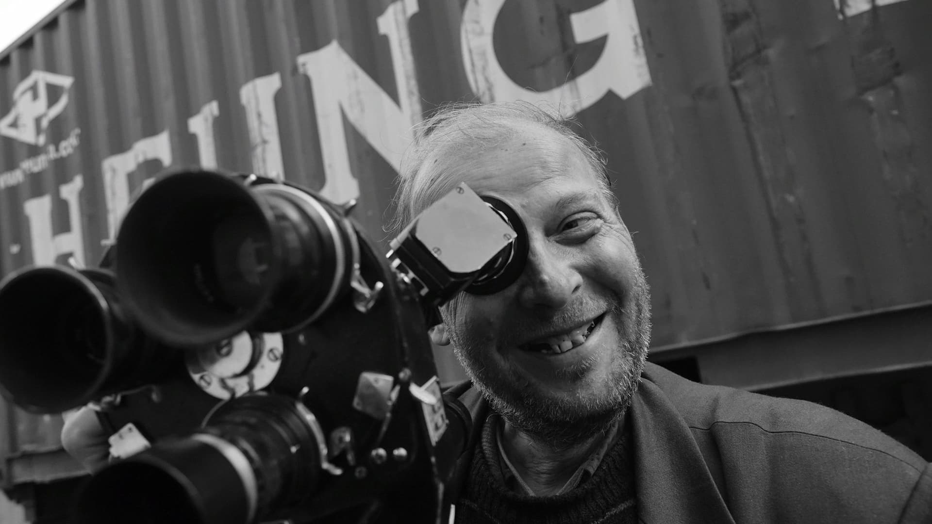 Бездомный с киноаппаратом