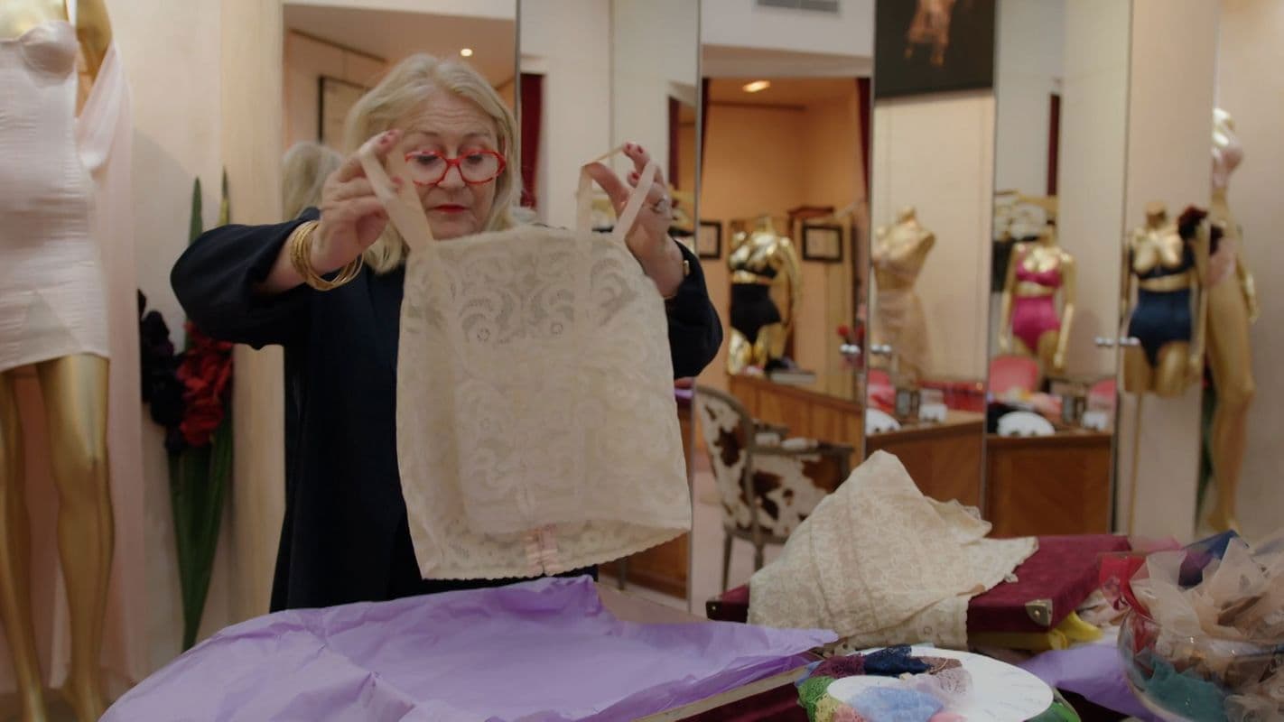 Façonner les femmes - Une histoire du soutien-gorge