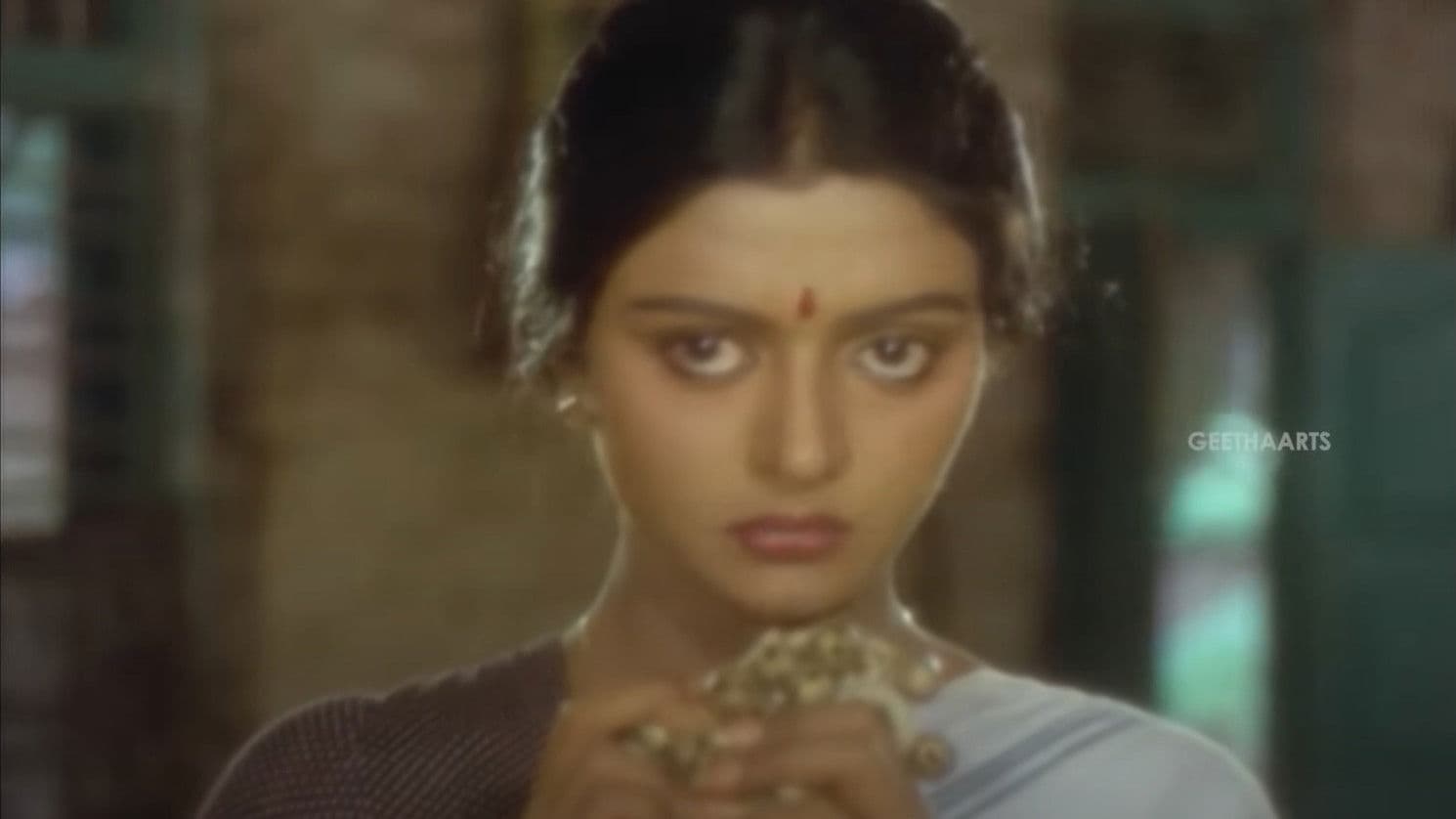 స్వర్ణకమలం