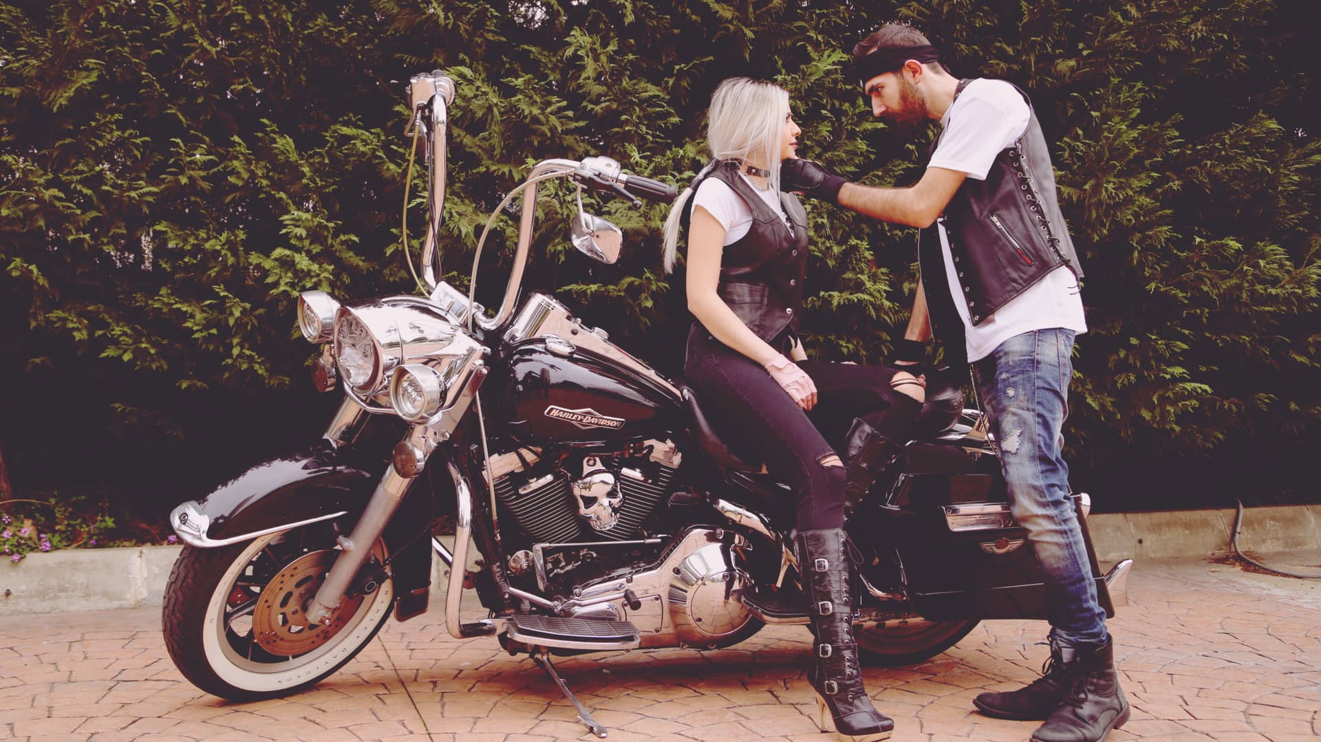 مريض بالنسوان