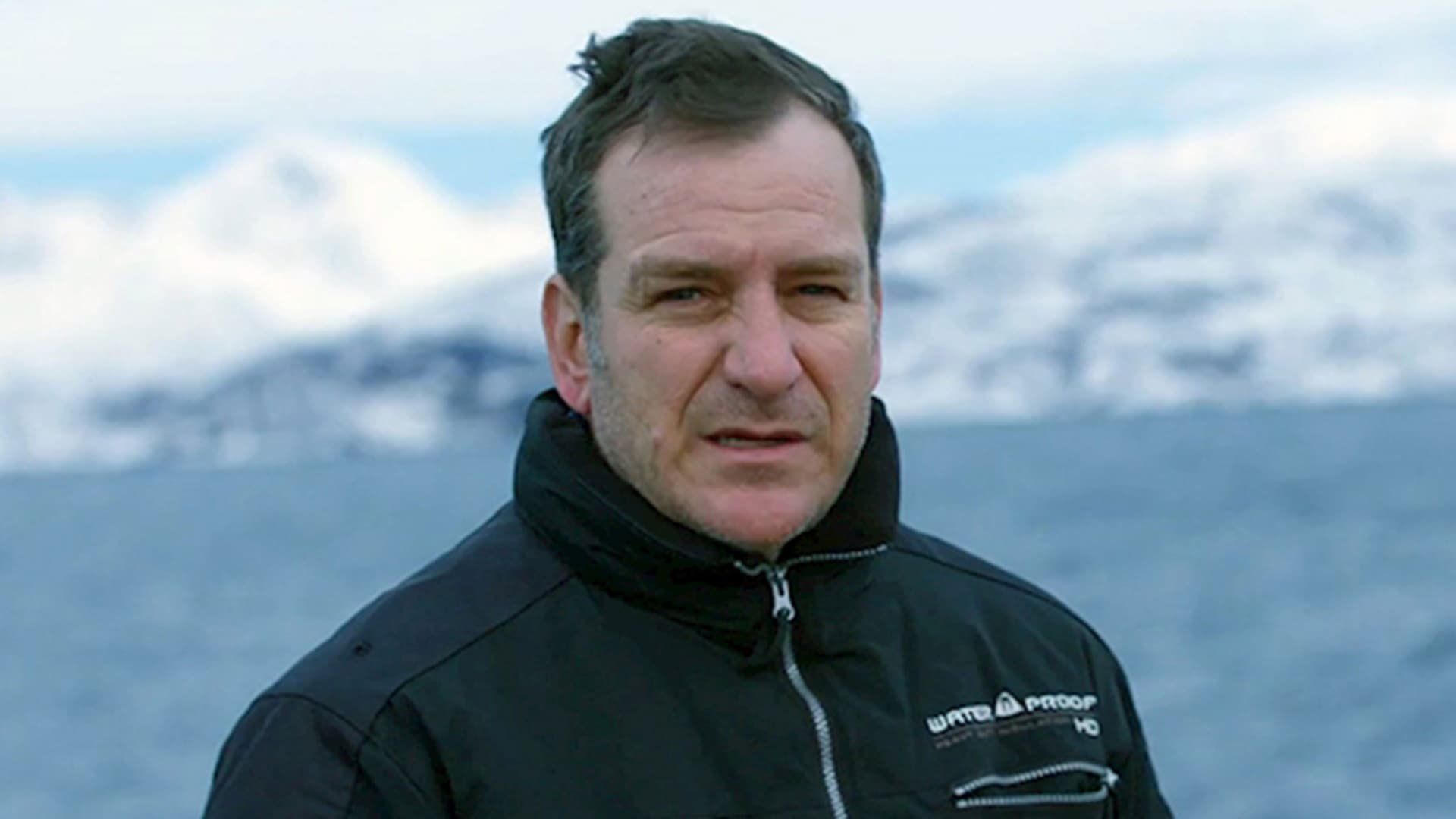 עד הקצה: לשחות עם לוויתן