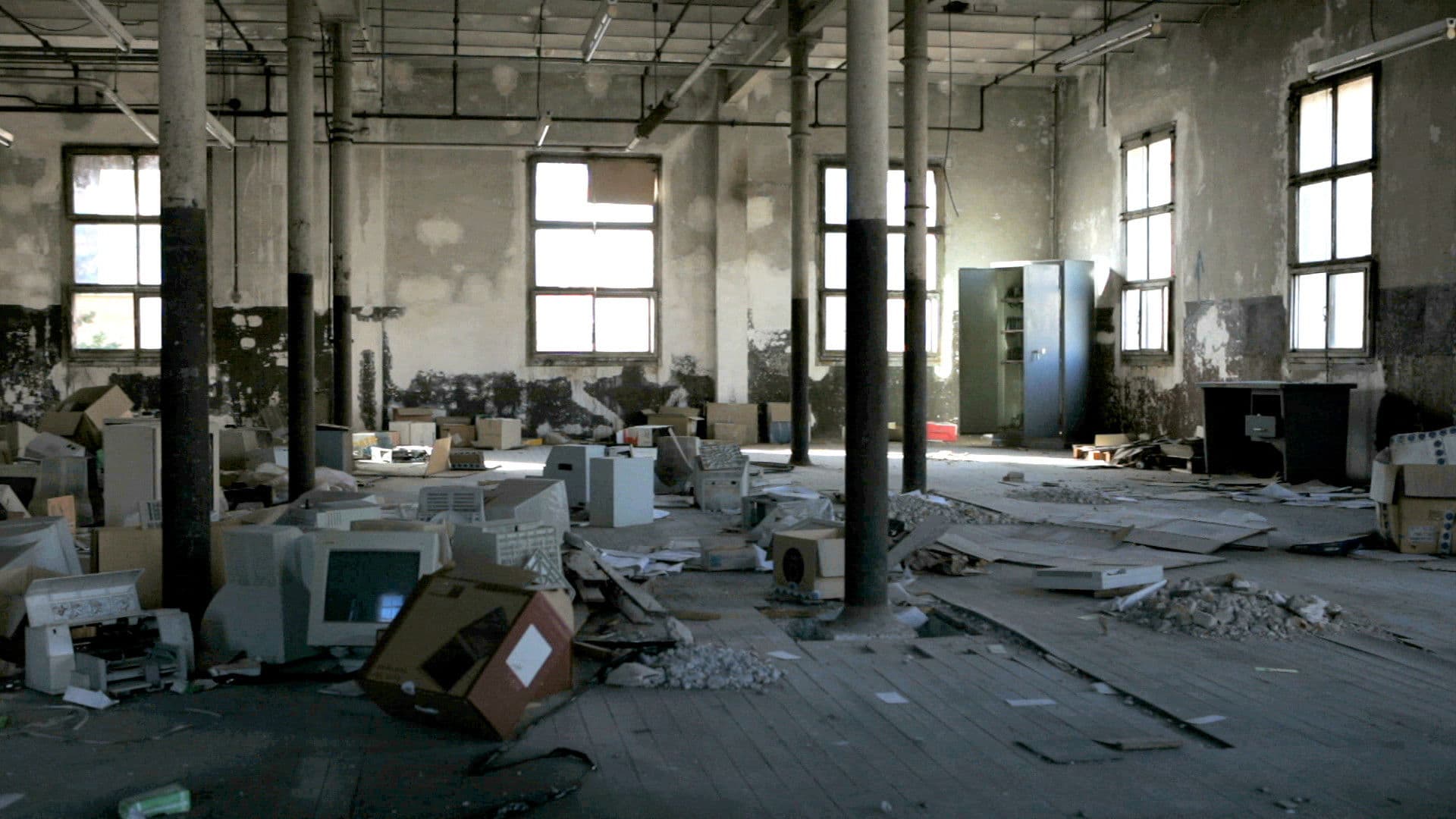 Buit, ple. La ciutat arítmica