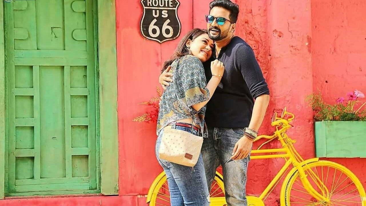 தில்லுக்கு துட்டு