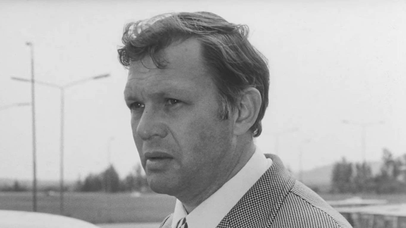 Кому доверен руль