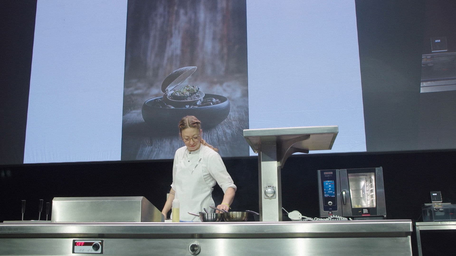 Bucătăreasa șefă