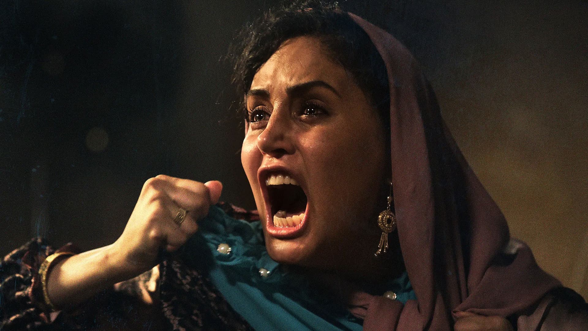 شبی که ماه کامل شد