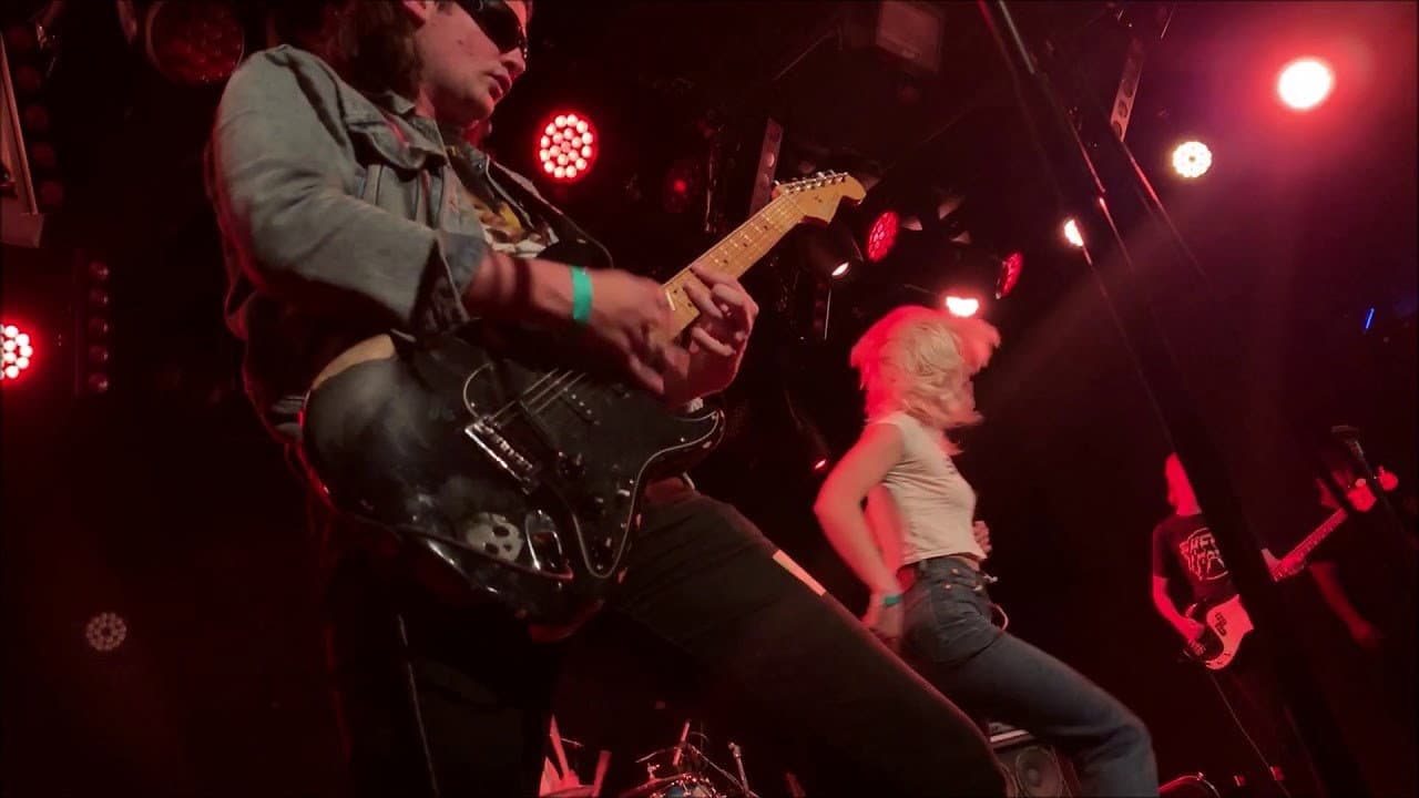 Amyl and the Sniffers - Live at The Teragram