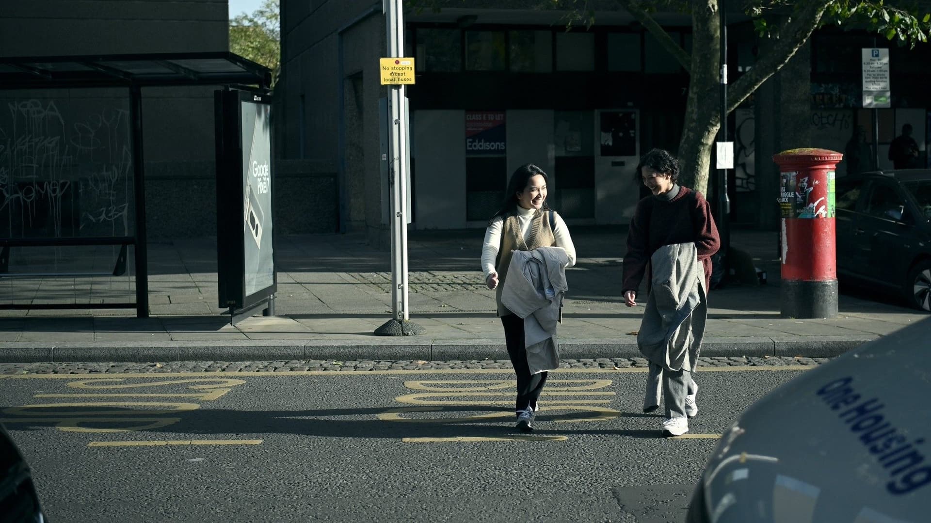 Jalan yang Jauh, Jangan Lupa Pulang