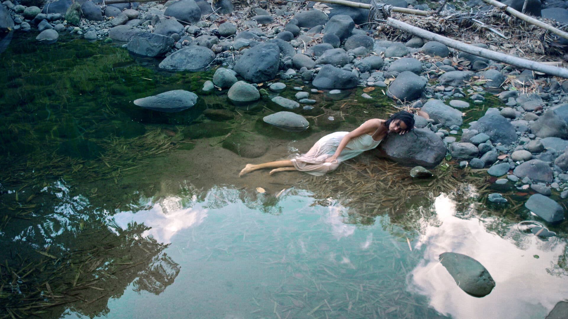 LES FANTÔMES DES PROFONDEURS