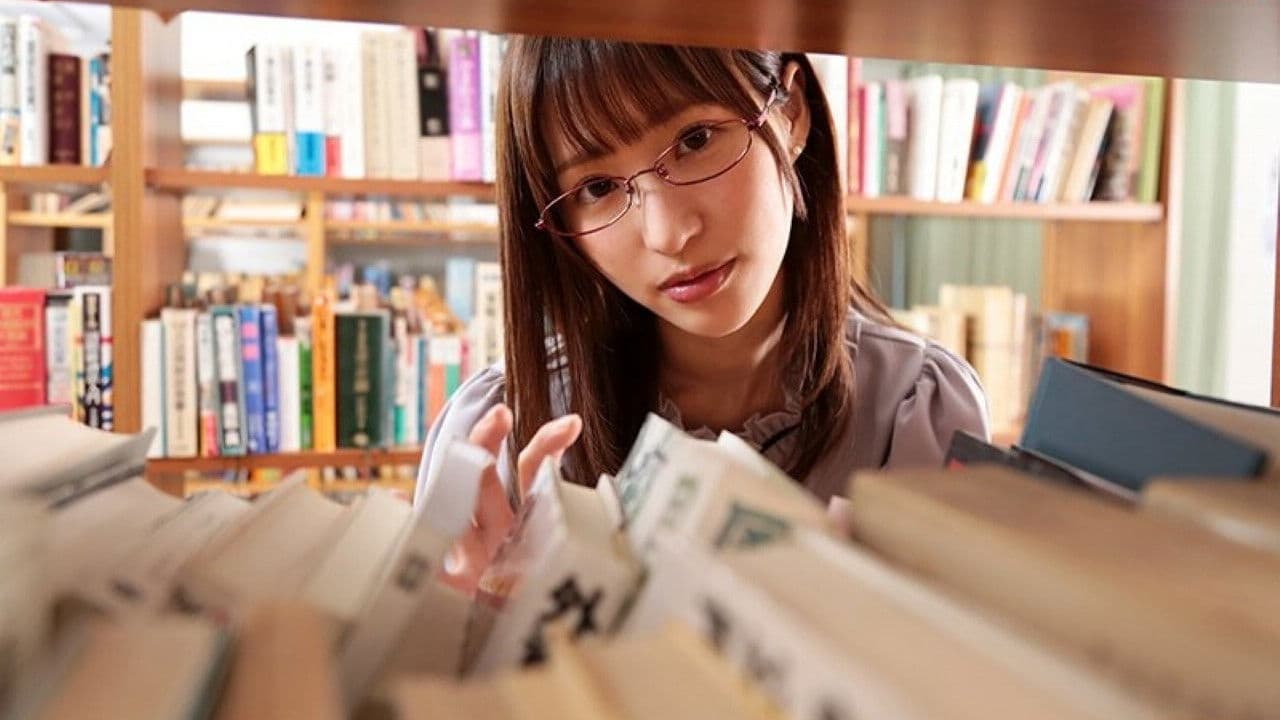 抵抗できないよう僕を拘束し笑みを浮かべジワジワ痴女ってくる文学女子