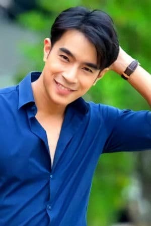 กนกฉัตร มรรยาทอ่อน