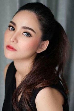 แพรวา แพรอิศรา ปูคะวนัช