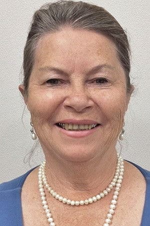 Людмила Попова