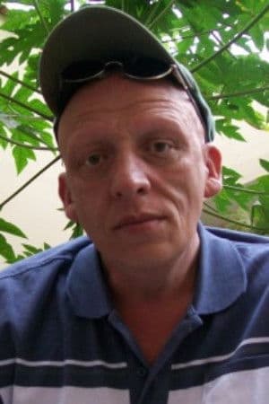 Антон Захаров