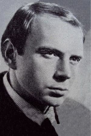 Борис Аханов