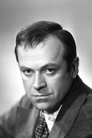 Игорь Комаров