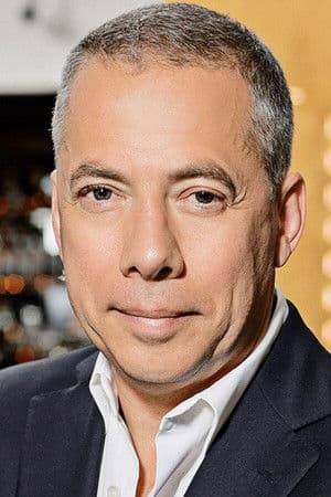 Аркадий Новиков