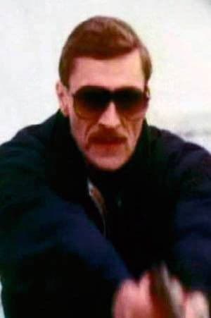 Александр Исаев