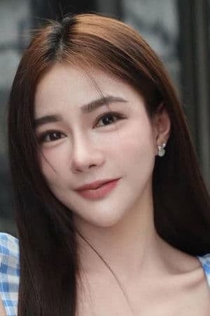 เฟิร์น ปภัสรินทร์