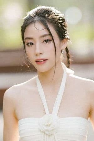 ภัสร์ดารินทร์ ปริญญารักษ์