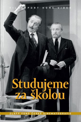 Studujeme za školou!